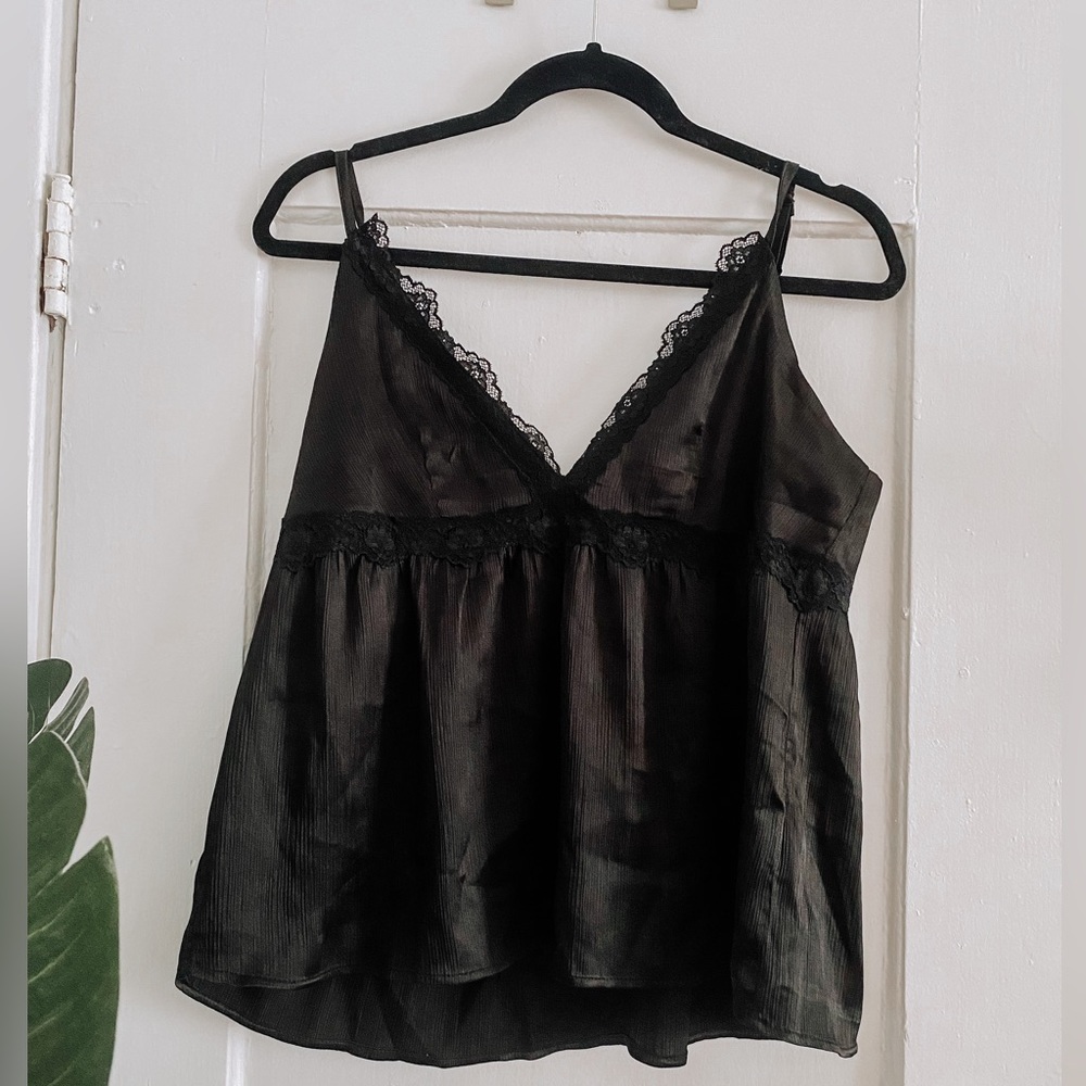 Delicate Lacy tank
